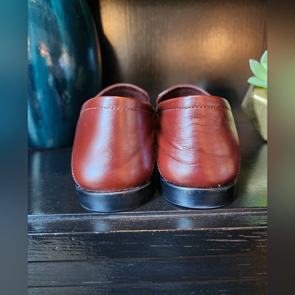 Brand New-Classic Rich Brown Loafers w/ Gold Riding Buckles!!🤠⭐️🤠 - Picture 5 of 10